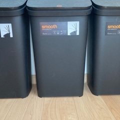 ゴミ箱（黒色 20L）3つの画像