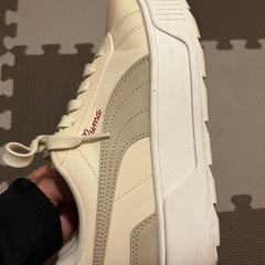 プーマ レディース　厚底スニーカー 23.5cmの画像