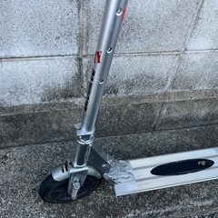 ★ドリーム2号館★ジモティー割引 CITYSPEEDER/キックボード/シルバーの画像