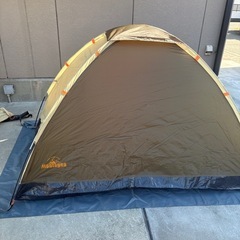 簡易テントmontagna 組立式2人用ドームテントの画像