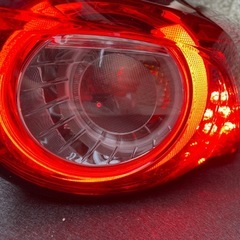 CX-8　右テールランプの画像