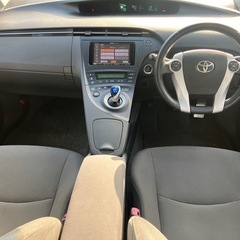 プリウス 23年 車検8年2月 8万㌔ ナビ フルセグ Bカメラ ETC LEDの画像