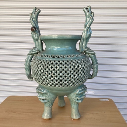 かなり古い青磁 青磁の壺高さ約58cm (しほりん) 近江長岡のその他の中古あげます・譲り