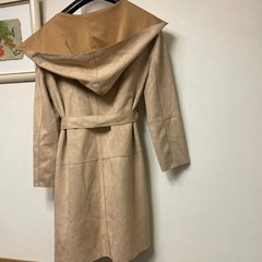 新品ZARA薄手コートの画像