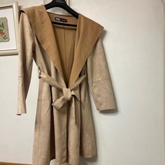 新品ZARA薄手コートの画像