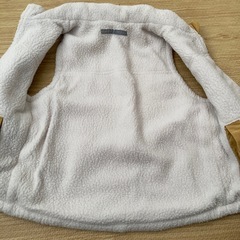 無印良品　リバーシブルベスト　110cmの画像