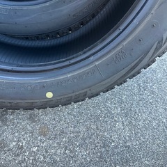 ブリジストン VRX 155/65-14スタッドレスタイヤ
の画像