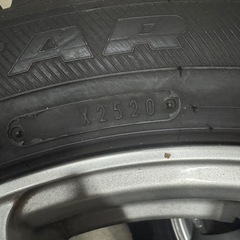 スタッドレスタイヤ　１７インチ　バリ溝の画像