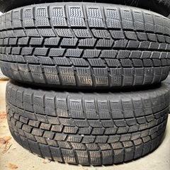 スタッドレスタイヤ　１７インチ　バリ溝の画像