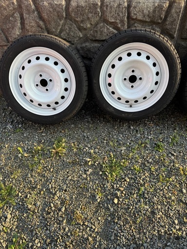 〔急募〕スタッドレス　16インチ　ほぼ新品‼︎