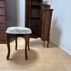 3連休中のみ0円鏡台の画像