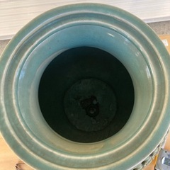 青磁の壺　高さ約58cmの画像