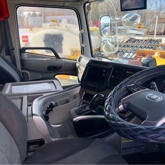 【値段交渉可】 UD クオン オートマの画像