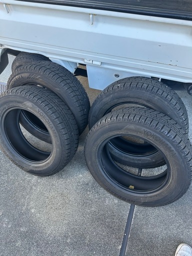 商談中　
ヨコハマ IG60 185/65-15スタッドレスタイヤ溝あり2022年製