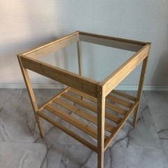 IKEA ネスナ サイドテーブル の画像