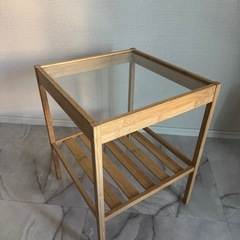 IKEA ネスナ サイドテーブル の画像