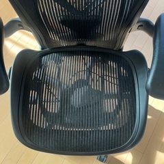 Herman Miller ハーマンミラー アーロンチェアー　中古の画像