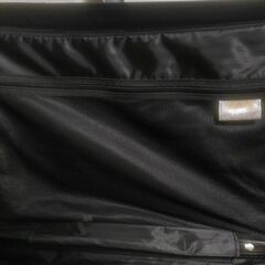 キャリーケース　まだ使えますの画像