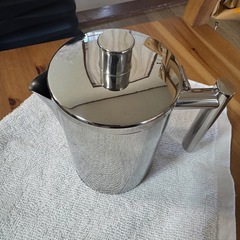 Easyworkz 直火式、エスプレッソマシン、カップの画像