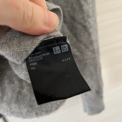 ユニクロカシミヤセーターの画像