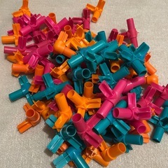 大量　ジャングルジム  白いわんぱくジム　ピープルの画像