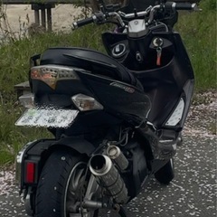 YAMAHAマジェスティs155cc
の画像