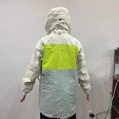 スノボウエアBURTONの画像