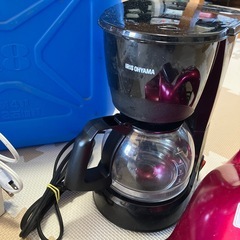 【セット売り】コーヒーメーカー 布団掃除機 灯油缶18L 加湿器(欠品有) アイロン台の画像