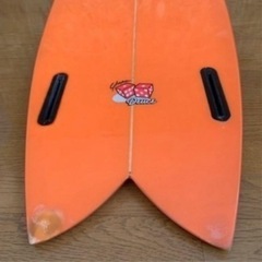 サーフボード ツインフィンの画像