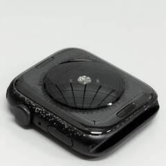 Apple Watch SE 第1世代/GPS/44mm/A2352/スペースグレー〈MKQ63J/A〉の画像