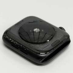 Apple Watch SE 第1世代/GPS/44mm/A2352/スペースグレー〈MKQ63J/A〉の画像