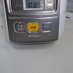 【リサイクルショップどりーむ天保山店】NO.4925　炊飯器　タイガー　2019年製🎵　3合　オススメ品🎵の画像