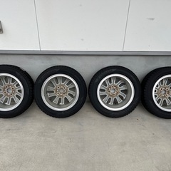 ホンダ フィット純正アルミホイール +スタッドレスタイヤ の画像