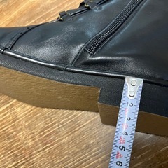 日本製・ing (イング)本革レディースブーツ《24.５㎝・EE》試し履きのみの画像