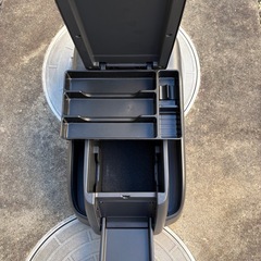 ハイエース　コンソールの画像