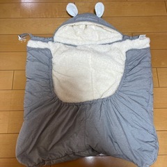 抱っこ時あったか　防寒ケープ　美品の画像