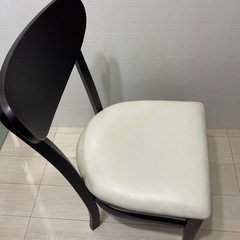椅子
の画像
