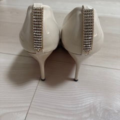 結婚式　参列用　パーティバッグ　パンプスの画像