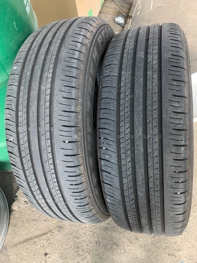 交換可能2本 グラントレック 225/60r18 中古