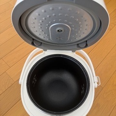 炊飯器の画像