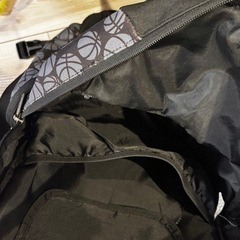 AND1 バスケットボールリュック
の画像