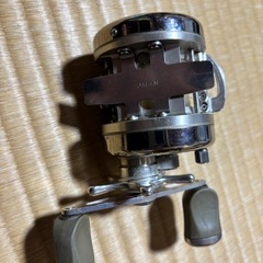 リョービ　RYOBI バリウス　M300   ベイトリールの画像