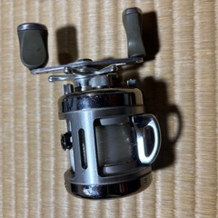 リョービ　RYOBI バリウス　M300   ベイトリールの画像