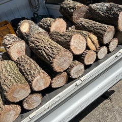 薪　広葉樹　クヌギ　ナラ0.1立米からご用意いたしますの画像