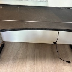 ゲーミングテーブル
の画像