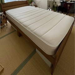 セミダブルベッド　マットレスの画像