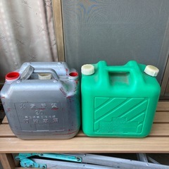 灯油タンク　ポリタンク　灯油缶　ポリ缶　20L 灯油容器　ポリエチレンの画像