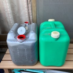 灯油タンク　ポリタンク　灯油缶　ポリ缶　20L 灯油容器　ポリエチレンの画像
