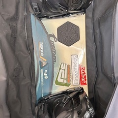 スノーボードセット　板、ブーツ、ビンディングの画像