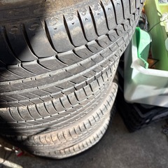 アルミ付きタイヤの画像